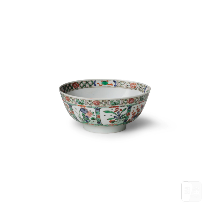 清康熙 五彩開光花果紋碗 | A FAMILLE-VERTE 'FRUIT AND FLOWER' BOWL - 图2